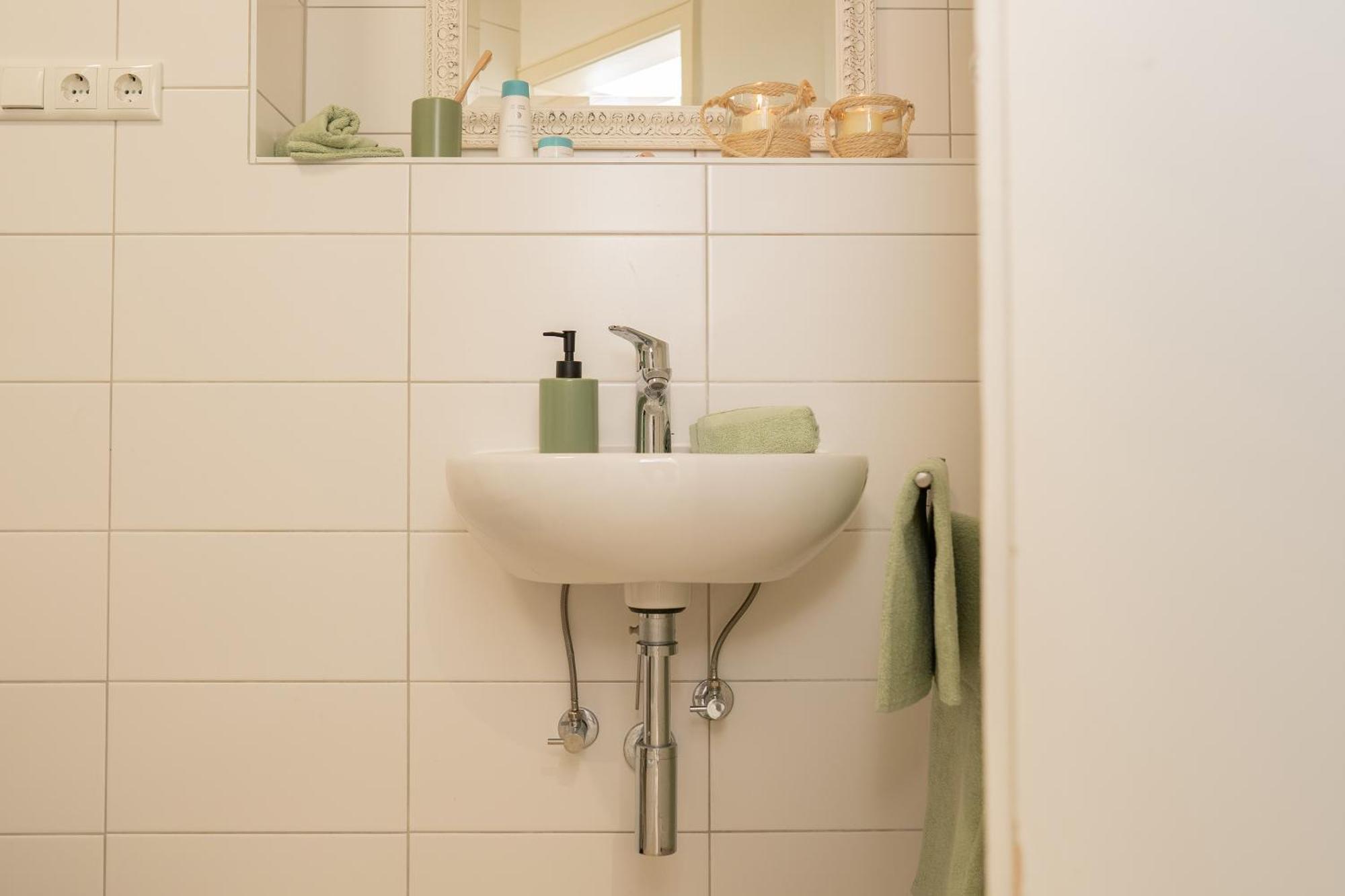 Einzigartiges Scandi Apartment - Innenstadt Mit Parkplatz, Balkon & Wlan - Perfekt Fuer Radfahrer Ридлинген Екстериор снимка